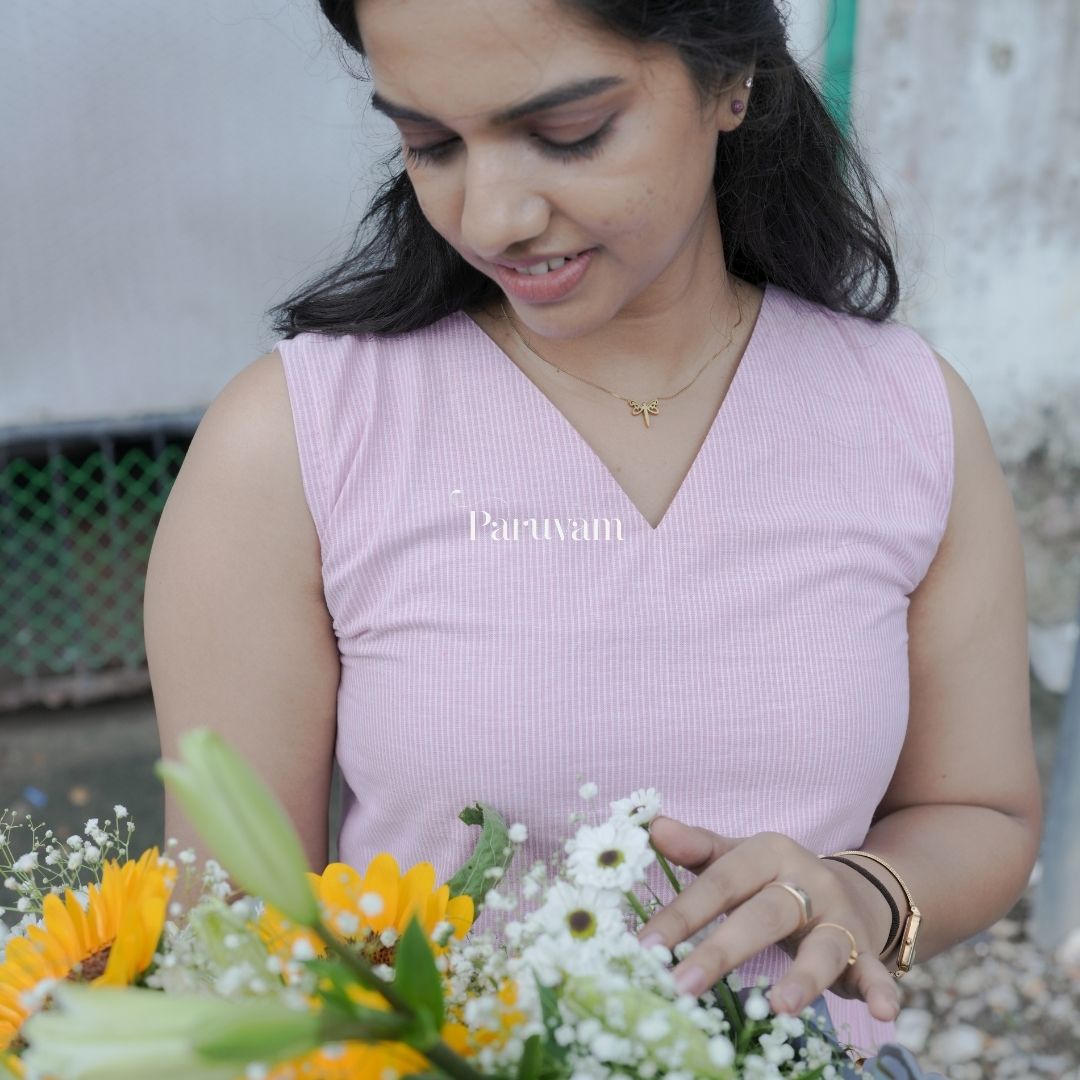 A fairy tale pink stripes cotton maxi
