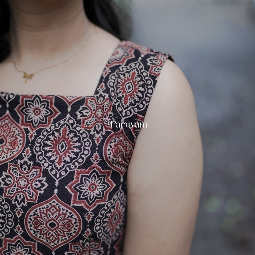 A coffee date with Ajrak cotton maxi