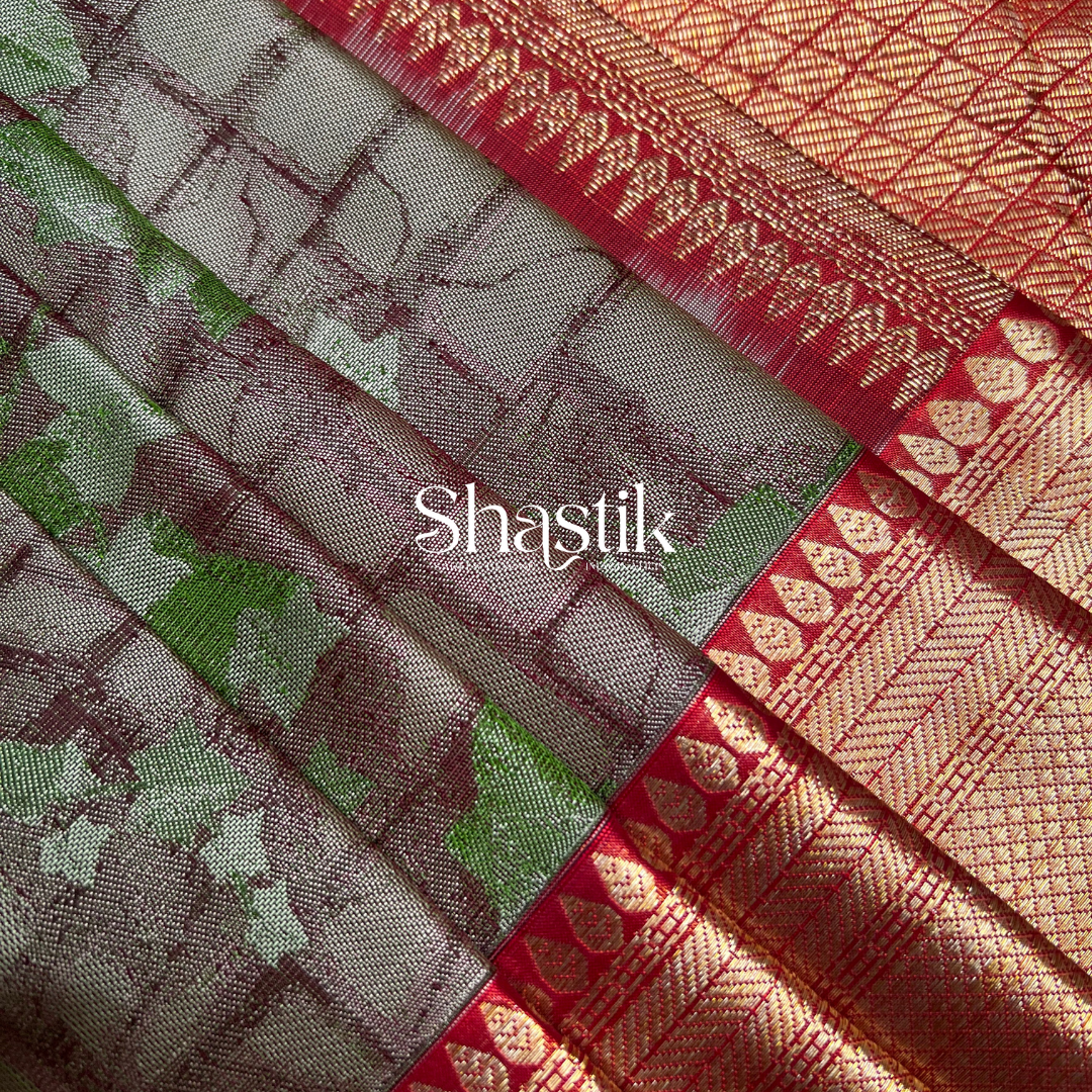 Modern silk saree with golden zari