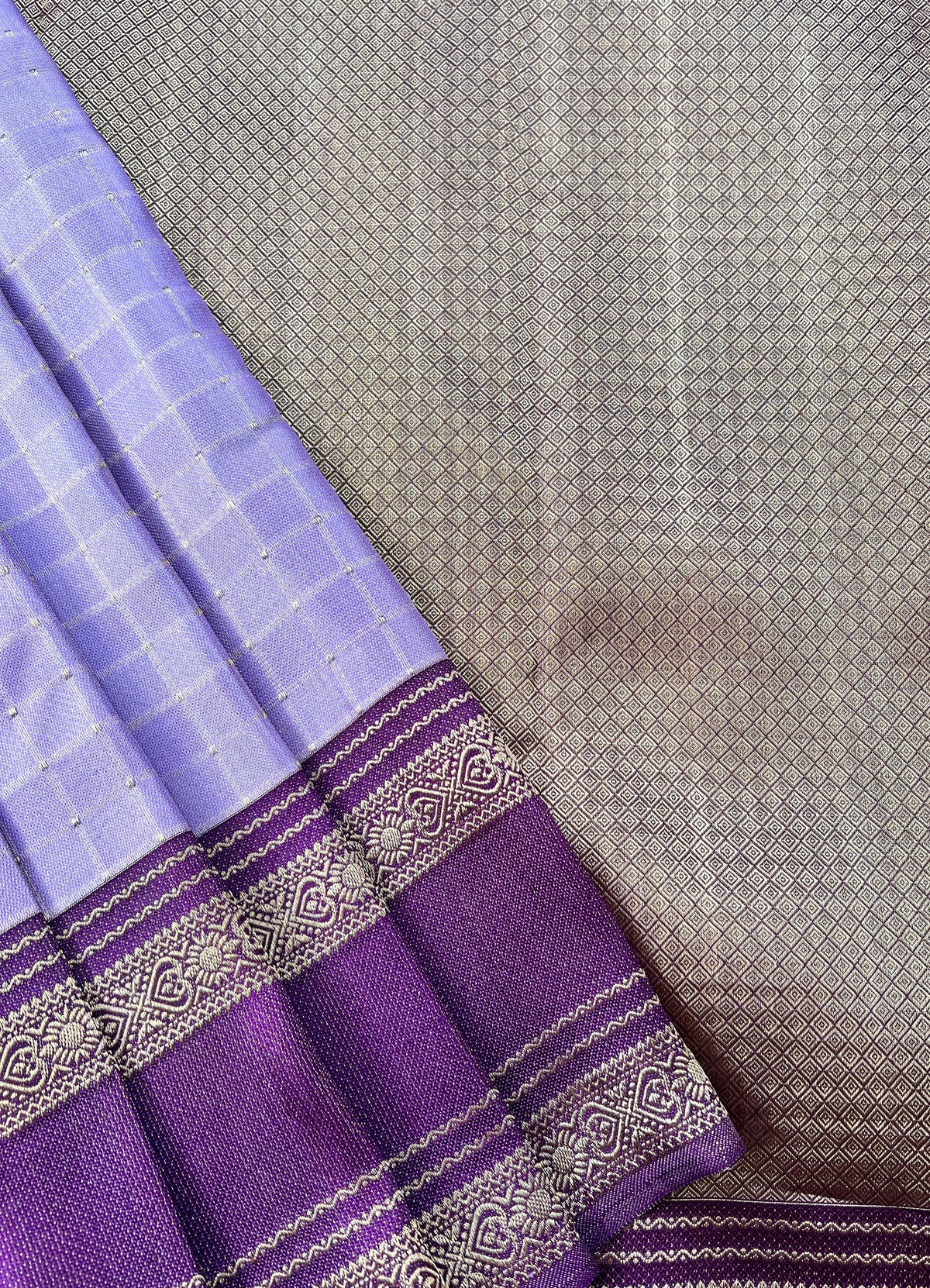 Wedding traditional saree in pastel purple with Retta Petta border