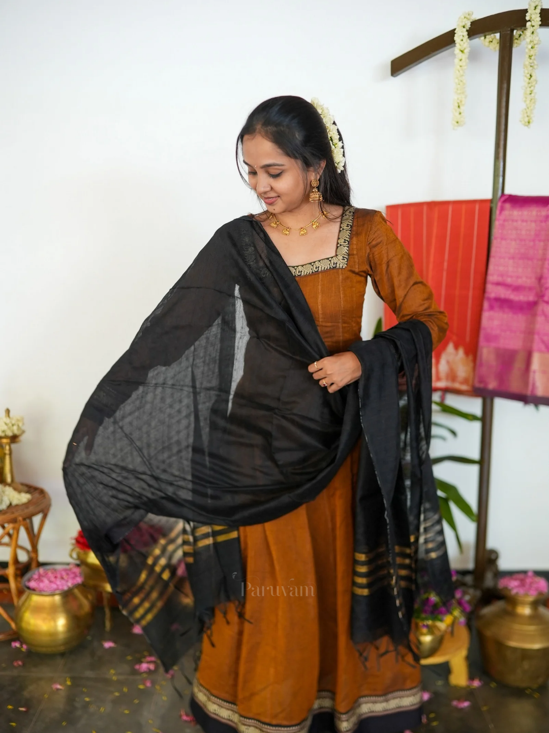 Ponniram - Golden Brown & Black Narayanpet Anarkali