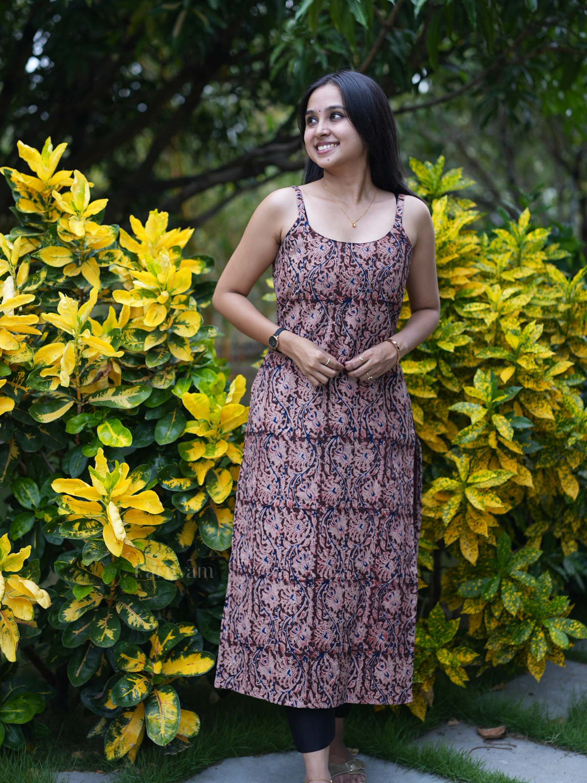 Kalamkari Sleeveless Cotton Kurta set